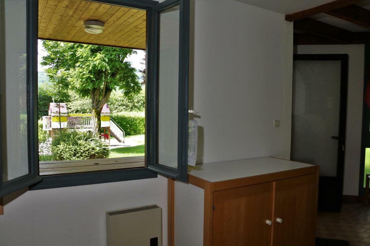 Camping Le Paisserou Najac Exterior foto